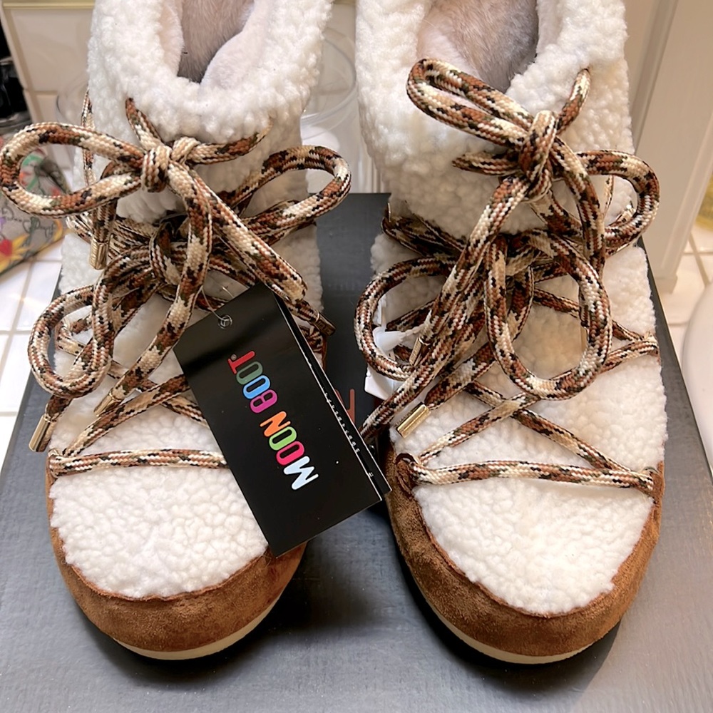 Moon Boots - Light Low Shearling